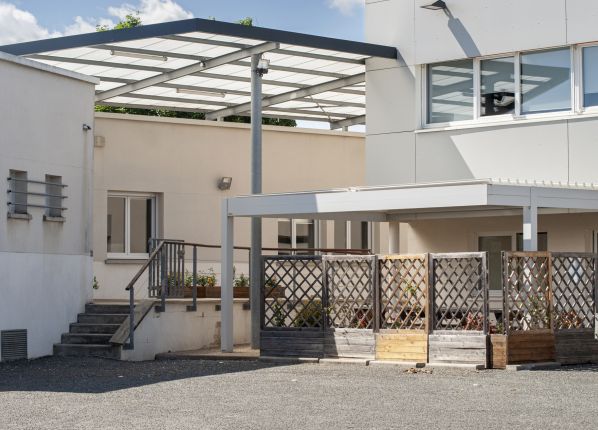 Siège administratif Saint-Doulchard - Terrasse arrière