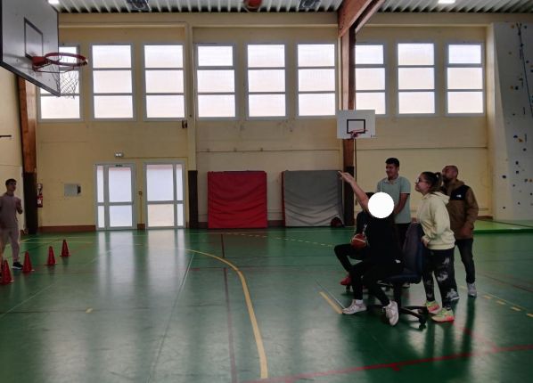 UEE - équipe de jeune au basket