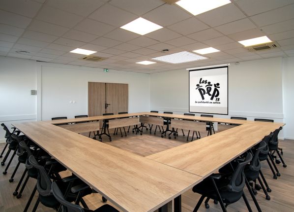 Le Cube - Salle Agile Configuration Réunion