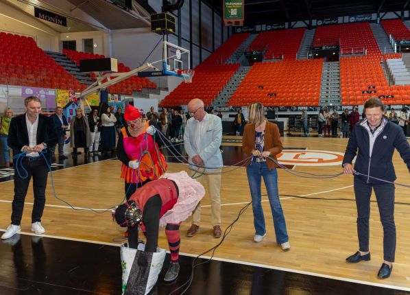 Forum salariés : les bataclowns font le show sur la piste